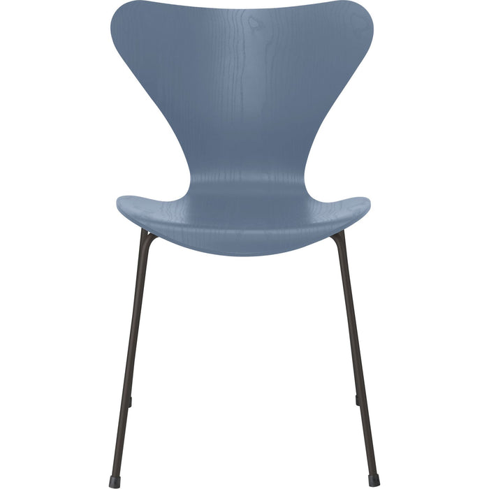 Photo of 3107 Seven, Coloured Ash, Venetian Red, Underframe Warm Graphite - Dining chairs - Arne Jacobsen - Red - Metal/wood