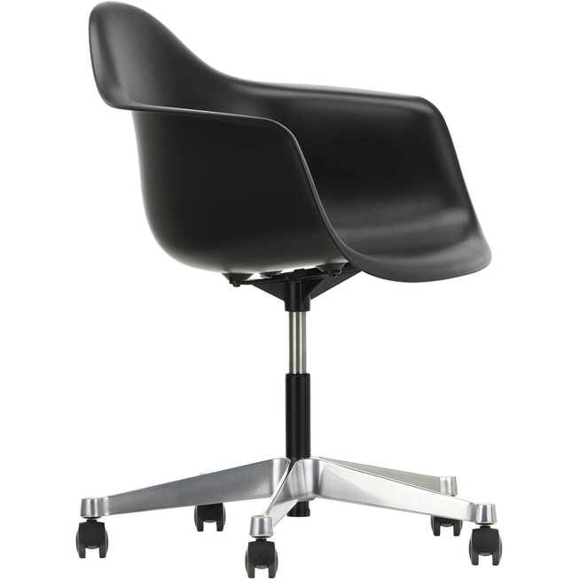 Photo of Eames Plastic Armchair Pacc - 12 Deep Black - Castors Hard - Skrivbordsstolar - Charles & Ray Eames - Svart