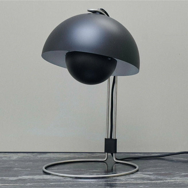 Photo of Flowerpot VP4 Table Lamp