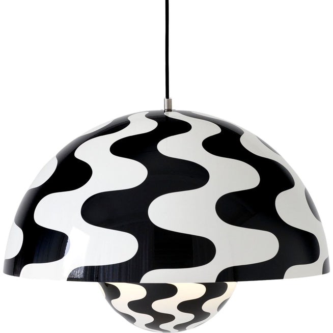 Photo of Flowerpot VP2 Pendant Lamp