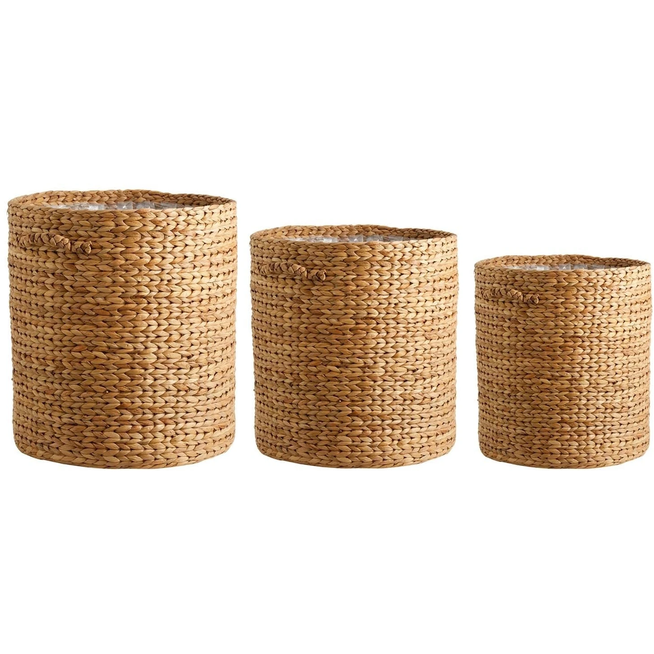 Photo of Ross Planters