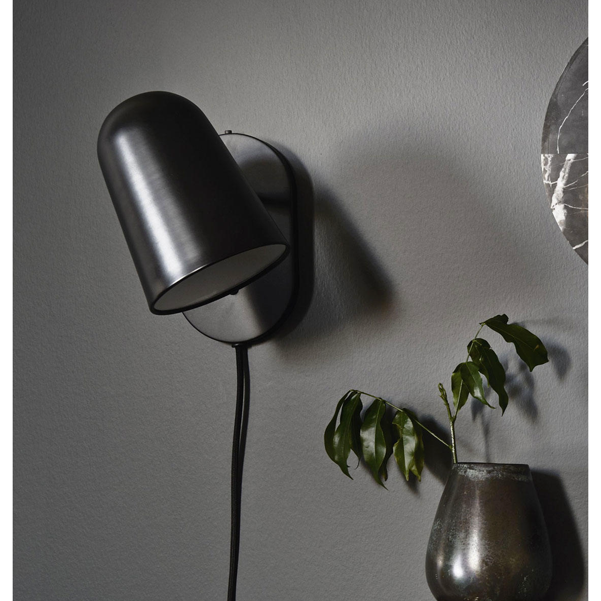 Bureau Wall Lamp