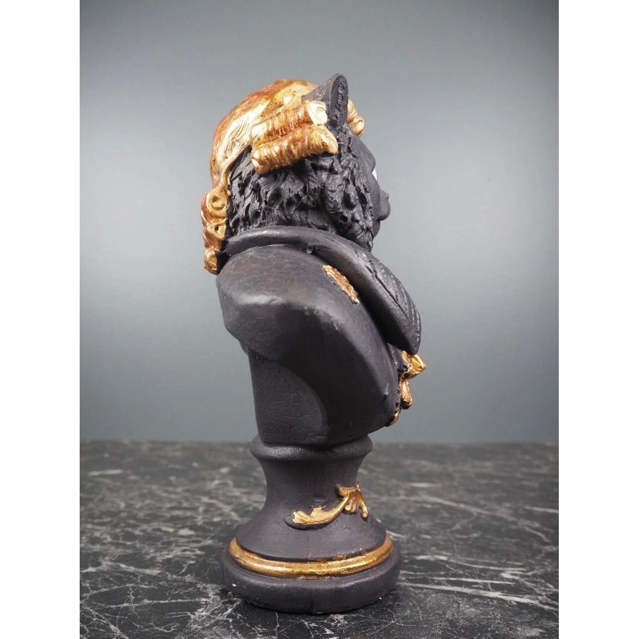 Cat Bust Figurine