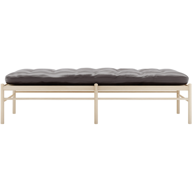 Photo of Carl Hansen - OW150, Soaped oak, Leather group B Thor
