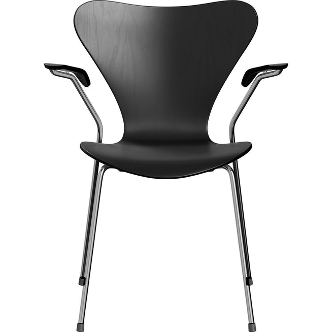 Photo of 3207 Sjuan, Coloured Ash veneer, Black - Dining chairs - Arne Jacobsen - Black - Metal/wood