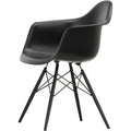 Eames Plastic Armchair Daw - 12 Deep Black - Black Maple - Matstolar - Charles & Ray Eames - Svart - Metall/trä/plast