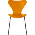 3107 Seven, Coloured Ash, Venetian Red, Underframe Warm Graphite - Dining chairs - Arne Jacobsen - Red - Metal/wood