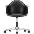 Eames Plastic Armchair Pacc - 12 Deep Black - Castors Soft - Skrivbordsstolar - Charles & Ray Eames - Svart