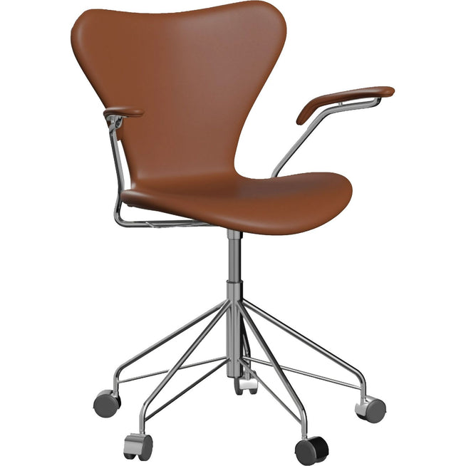 Photo of 3217 Sjuan - Fully upholstered, Leather, Soft cognac - Desk chairs - Arne Jacobsen - Brown