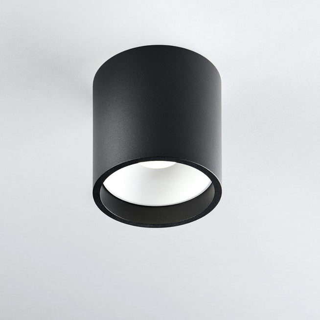 Photo of Solo 1 Round, Black/white, 6w Led, 2700k, Ip54 - Spotlights - Ronni Gol - Guld,svart