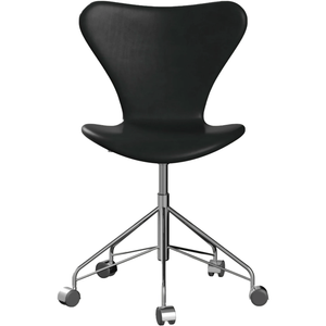 Photo of 3117 Sjuan - Full upholstery, Leather, Grace Black - Desk chairs - Arne Jacobsen - Black