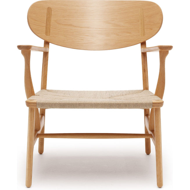 Photo of Carl Hansen - Ch22, Lacquered Oak, Chord Natural - Armchairs - Hans J. Wegner - Wood - Natural material/wood