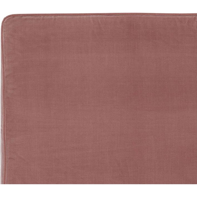 Photo of Alexandra Gavelvar Sammet, Pink, 160x110 - Headboards