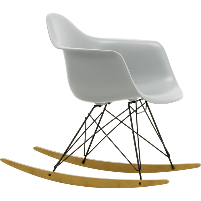 Eames Plastic Armchair Rar - 24 Light Grey - Basic Dark Base - Golden Maple - Matstolar - Charles & Ray Eames - Grå - Metall/trä/plast