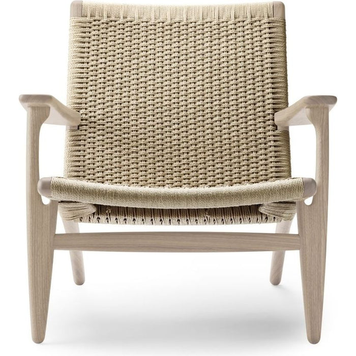 Photo of Carl Hansen - Ch25, White oiled oak, black braided paper string - Armchairs - Hans J. Wegner - Wood - Natural material/wood
