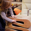 Thumbnail photo of Wiggle Stool - Sittpallar - Frank Gehry - Brun - Naturmaterial