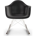 Eames Plastic Armchair Rar - 12 Deep Black - White Base - Dark Maple - Matstolar - Charles & Ray Eames - Svart - Metall/trä/plast