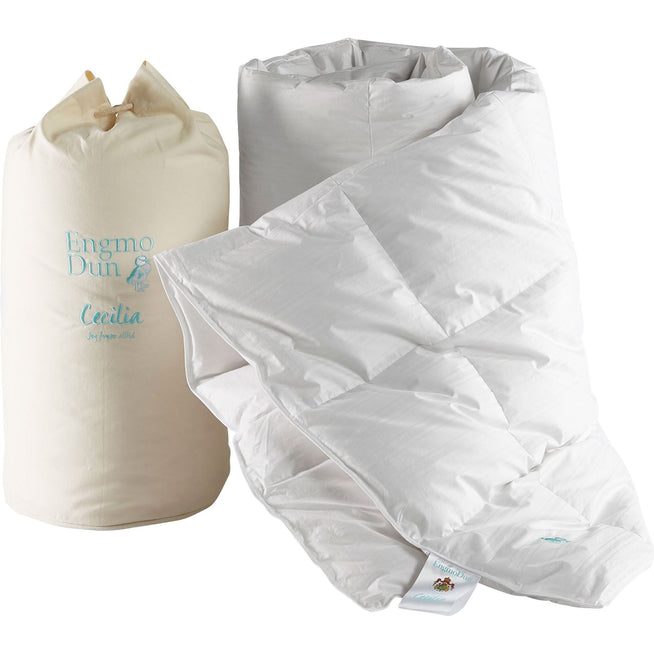 Photo of Cecilia always freezes, Down duvet, 150x210 cm - Duvets - white