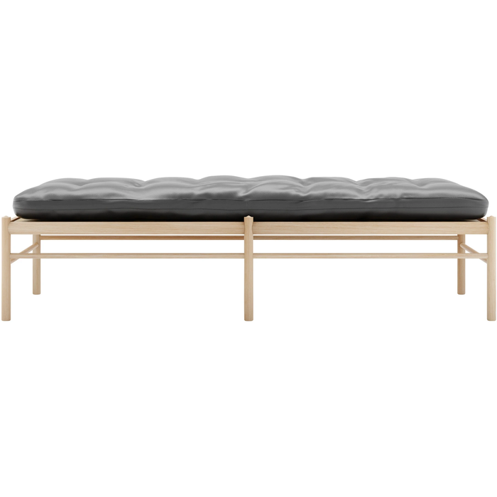 Photo of Carl Hansen - OW150, White oiled oak, Leather group A Loke - 7150 - Daybeds - Ole Wanscher - Black