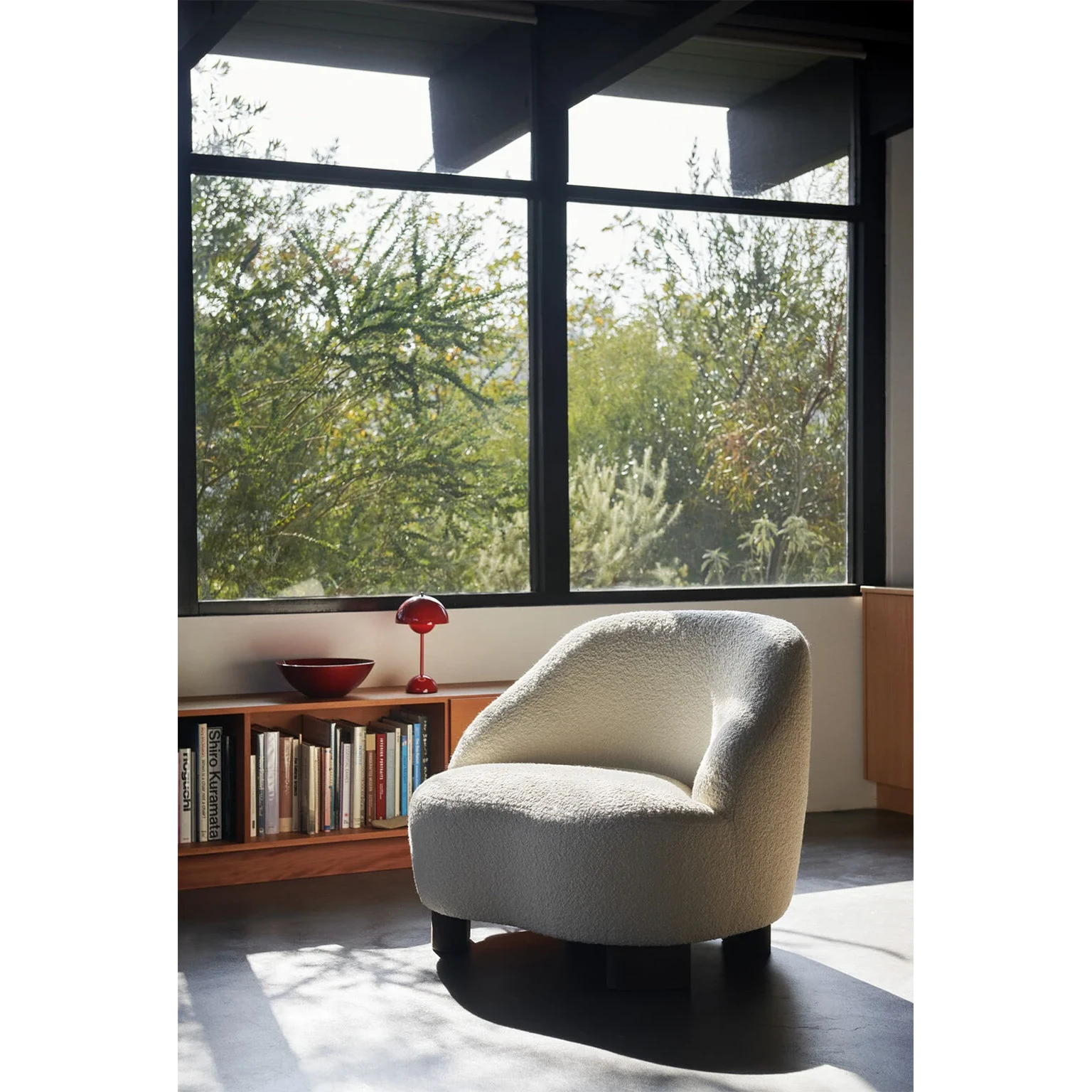 Margas LC1 Lounge Chair