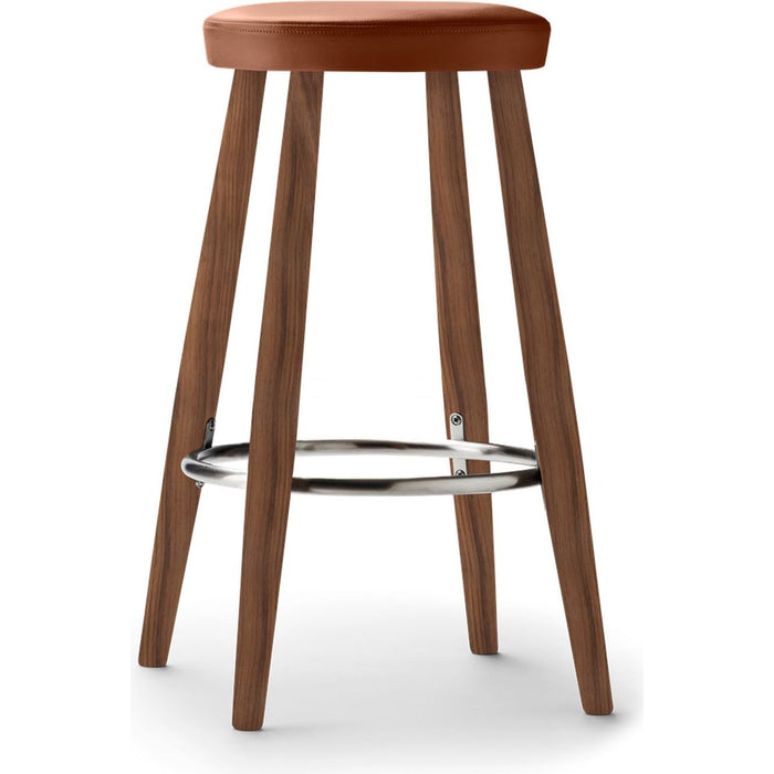 Carl Hansen - Ch58 Low Stool, Oiled Walnut, Leather Group B Thor - 307 - Bar stools & Bar stools - Hans J. Wegner - Wood - Leather/metal/wood
