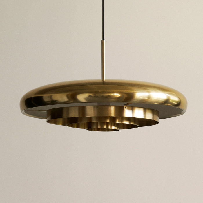 Photo of Resonant Pendant Lamp