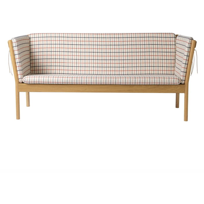 Photo of J149 3-pers. Sofa - lacquered oak