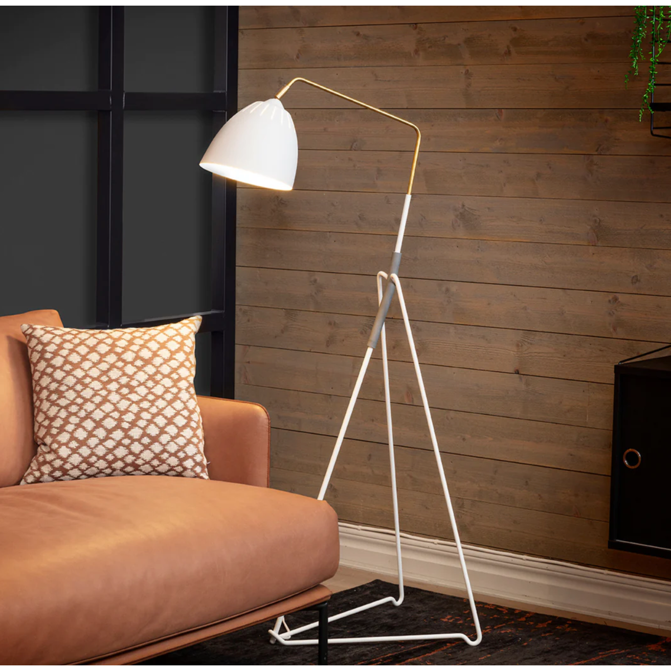 Orsjo Lean Floor Lamp