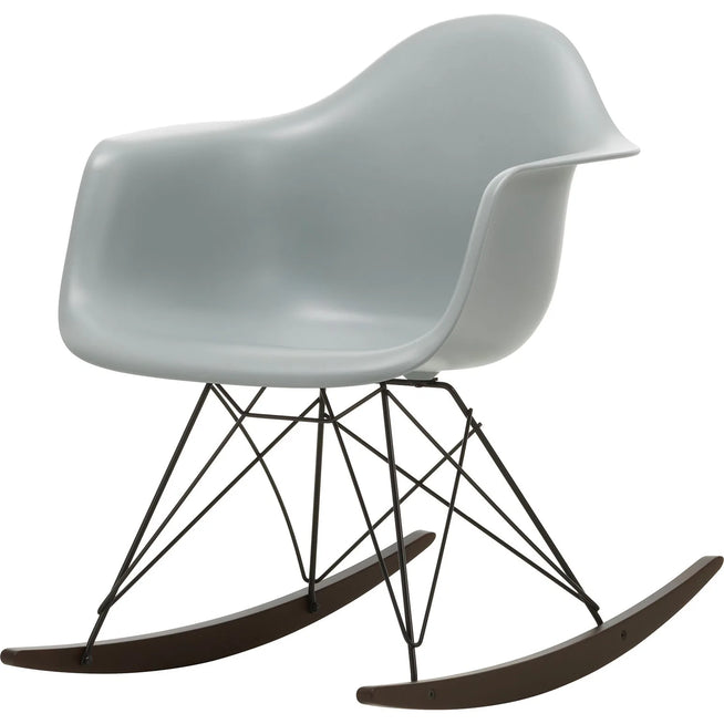 Photo of Eames Plastic Armchair Rar - 24 Light Grey - Basic Dark Base - Dark Maple - Matstolar - Charles & Ray Eames - Grå - Metall/trä/plast