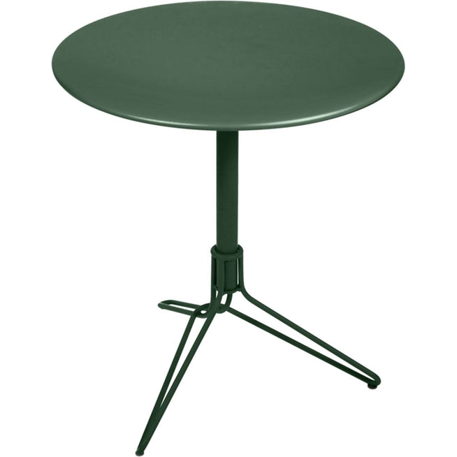 Photo of Flower Pedestal Table Cedar Green 02 - Outdoor Dining Table - Harald Guggenbichler - Green - Metal