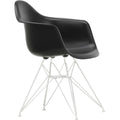 Eames Plastic Armchair Dar - 12 Deep Black - White Base - Matstolar - Charles & Ray Eames - Svart - Metall/plast