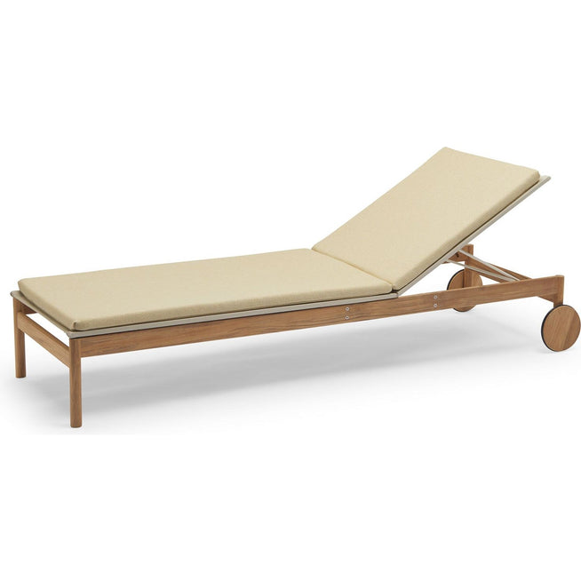 Photo of Pelagus Sunbed Cushion - Dynor & Kuddar - Note Design Studio - Gul