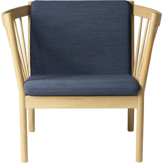 Photo of J146 Easy Armchair - lacquered oak, dark