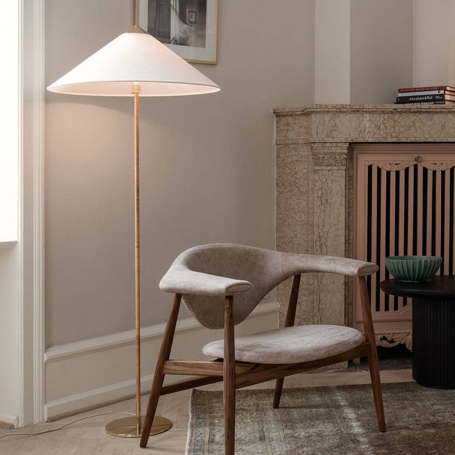 Photo of 9602 Floor Lamp