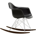 Eames Plastic Armchair Rar - 12 Deep Black - Chrome Base - Dark Maple - Matstolar - Charles & Ray Eames - Svart - Metall/trä/plast