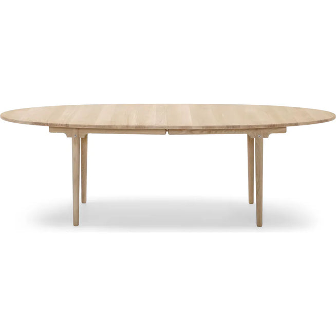 Photo of Ch339 dining table - oak - soap - pull-out for 4 plates incl. 4 wooden support legs in black