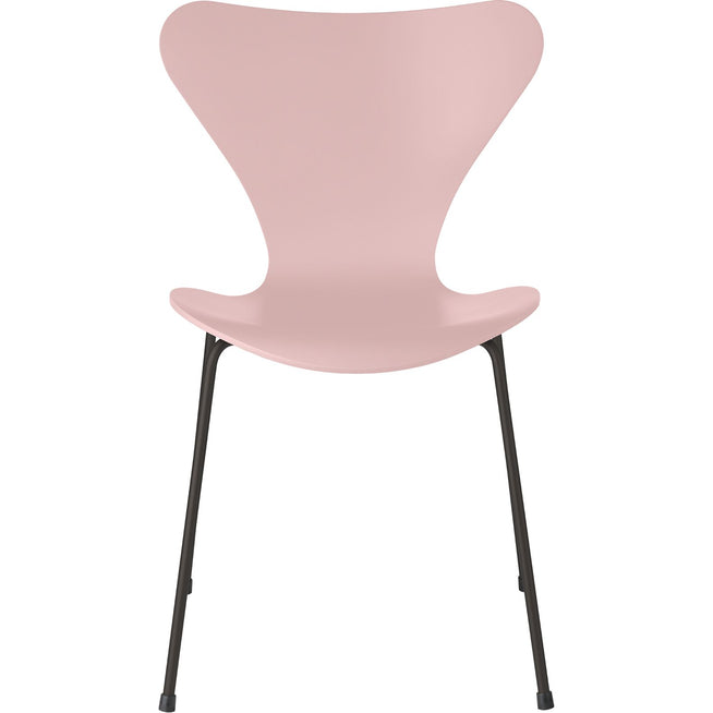 Photo of 3107 Seven, Coloured Ash, Venetian Red, Underframe Warm Graphite - Dining chairs - Arne Jacobsen - Red - Metal/wood