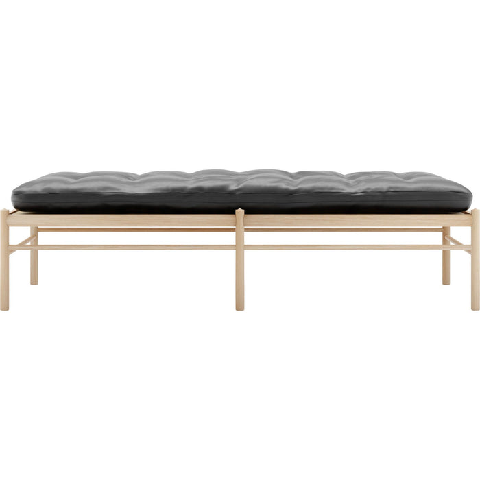 Photo of Carl Hansen - OW150, White oiled oak, Leather group C Sif - 98 - Daybeds - Ole Wanscher - Black