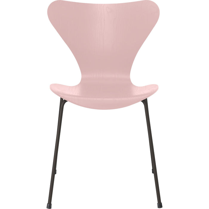 Photo of 3107 Seven, Coloured Ash, Venetian Red, Underframe Warm Graphite - Dining chairs - Arne Jacobsen - Red - Metal/wood