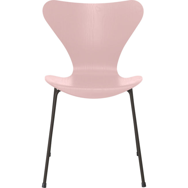 Photo of 3107 Seven, Coloured Ash, Venetian Red, Underframe Warm Graphite - Dining chairs - Arne Jacobsen - Red - Metal/wood