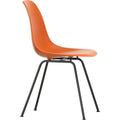 Eames Plastic Chair Dsx - 43 Rusty Orange - Basic Dark Base - Matstolar - Charles & Ray Eames - Orange - Metall/plast