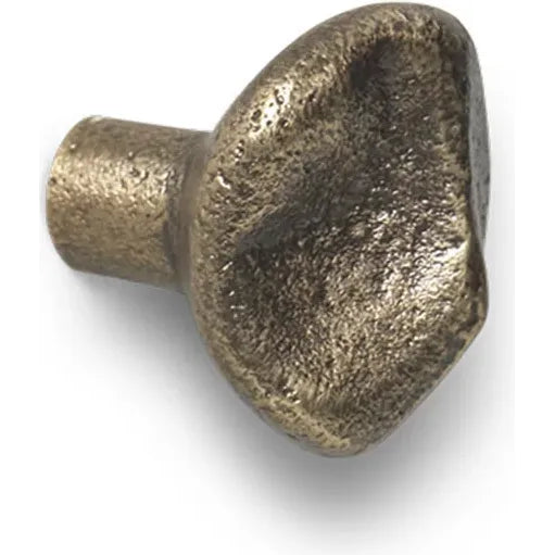 Photo of Gravel Hook - Knager - Brass - W2,6 X H2,5 X D2,6 Cm