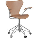 3217 Sjuan - Upholstery, Leather, Natural - Desk chairs - Arne Jacobsen - Beige