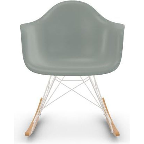 Photo of Eames Plastic Armchair Rar - 24 Light Grey - White Base - Golden Maple - Matstolar - Charles & Ray Eames - Grå - Metall/trä/plast