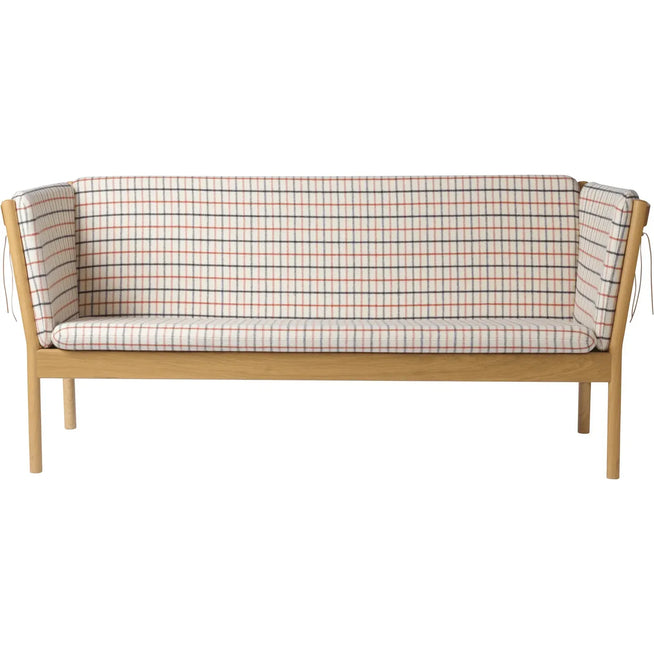 Photo of J149 3-pers. Sofa - lacquered oak