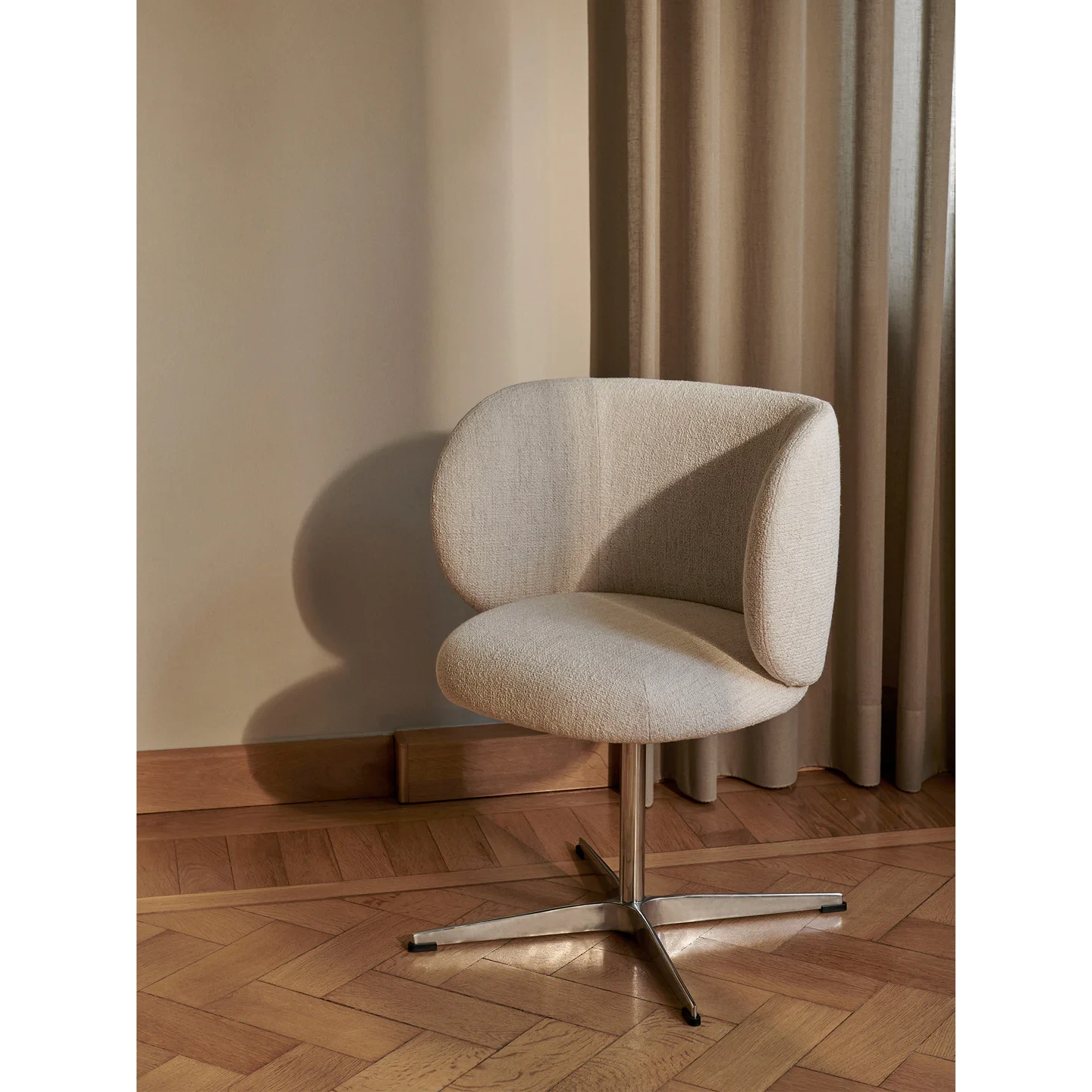 Rico Swivel Dining Chair - Bouclé