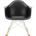 Eames Plastic Armchair Rar - 12 Deep Black - White Base - Golden Maple - Matstolar - Charles & Ray Eames - Svart - Metall/trä/plast