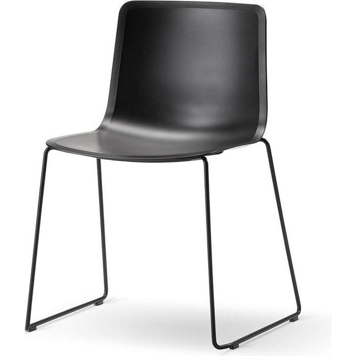 Photo of Pato Sledge Chair 4100 By Welling/ludvik - Spisebordsstol - White - W554,5x D51 X H79 X Sh46,5 Cm