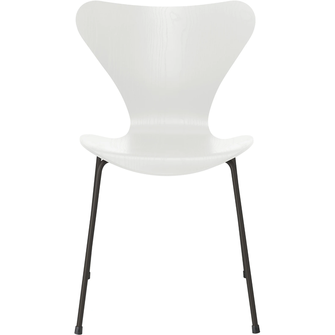 Photo of 3107 Seven, Coloured Ash, Venetian Red, Underframe Warm Graphite - Dining chairs - Arne Jacobsen - Red - Metal/wood