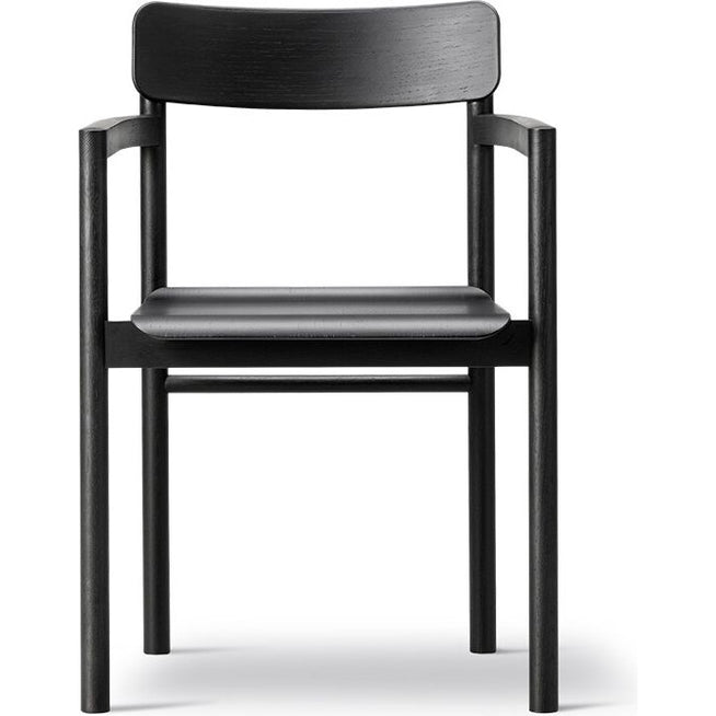 Photo of Post 3445 Armchair Oak Black Lacquer